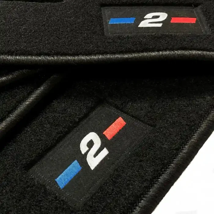 Alfombrillas BMW Serie 2 F45 Active Tourer (2014-2021) a medida logo