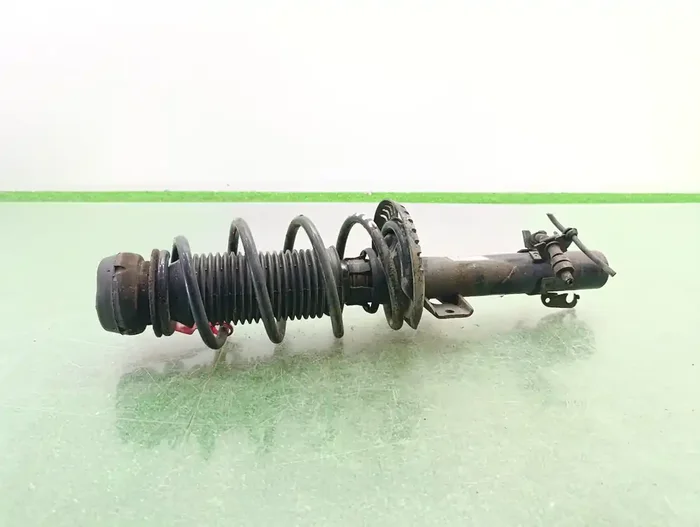 AMORTIGUADOR DELANTERO DERECHO VOLKSWAGEN POLO 6R0413031C-9266026