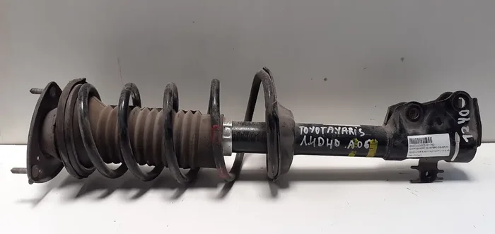AMORTIGUADOR DELANTERO IZQUIERDO TOYOTA YARIS (NCP1NLP1SCP1) 1.4 D-4D Expo