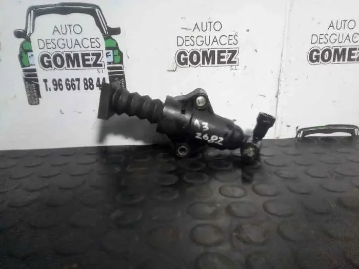 BOMBA EMBRAGUE AUDI A3 (8L) 1.6 Attraction
