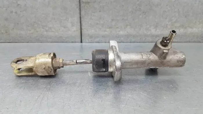 BOMBA EMBRAGUE DAEWOO NUBIRA BERLINA CDX