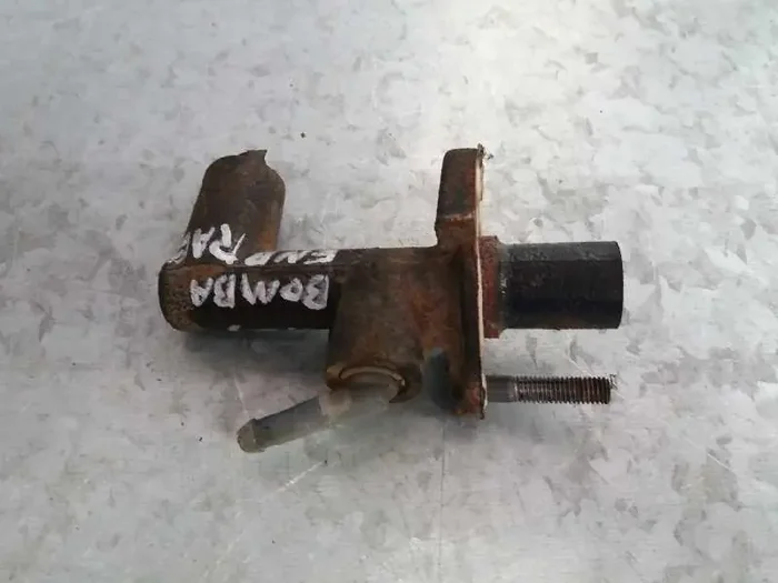 BOMBA EMBRAGUE MAZDA 323 CFS BERLINA (BA) 1.5 F GLX