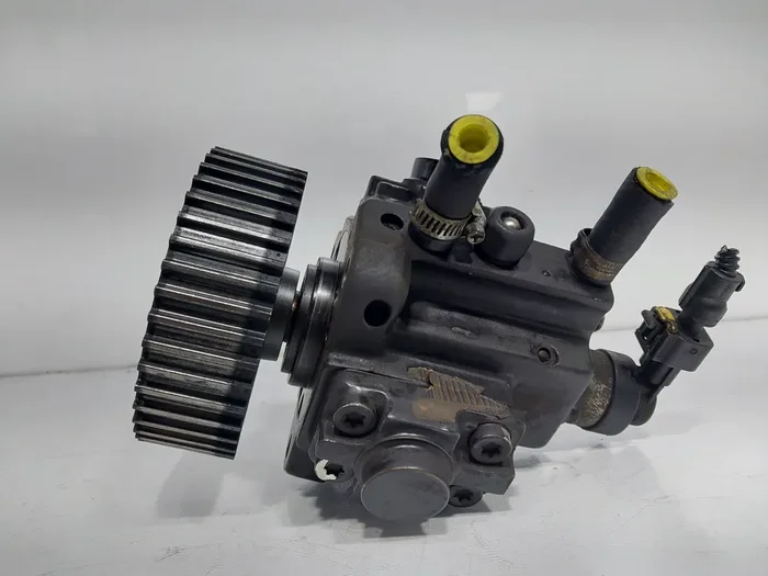 BOMBA INYECCION OPEL ZAFIRA 55206679-9412659