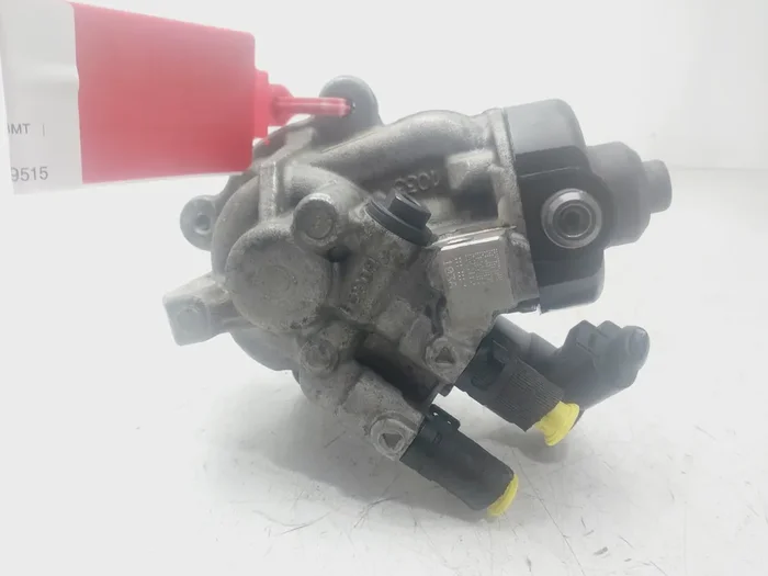 BOMBA INYECCION VOLKSWAGEN CADDY 04L130755D-9352538