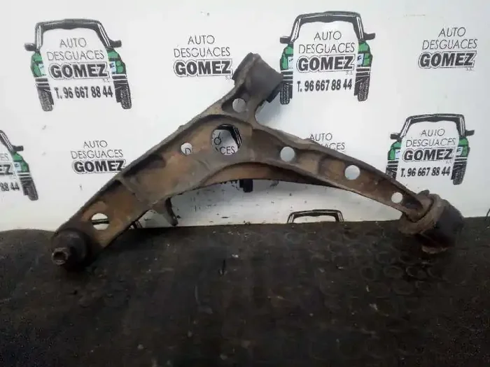 BRAZO SUSPENSION INFERIOR DELANTERO IZQUIERDO MITSUBISHI SANTAMO (HYUNDAI) Santamo Confort