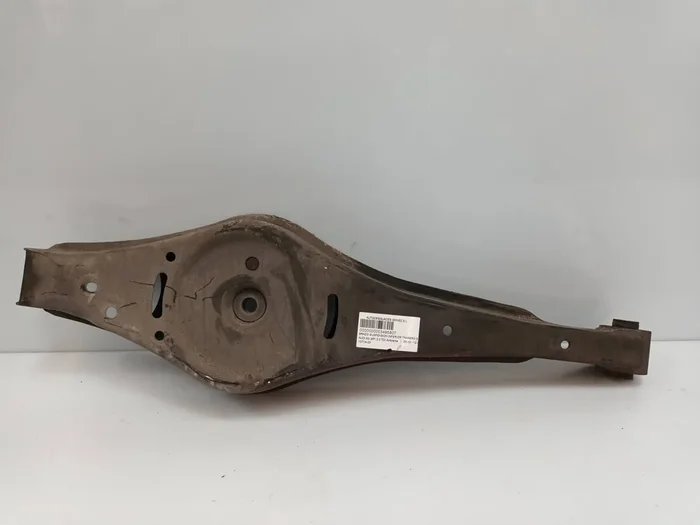 BRAZO SUSPENSION INFERIOR TRASERO DERECHO AUDI A3 (8P1) 2.0 TDI Ambiente