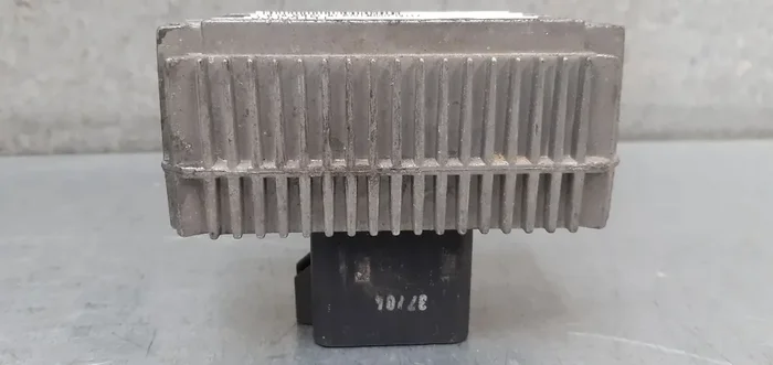 CAJA PRECALENTAMIENTO OPEL COMBO (CORSA C) Familiar