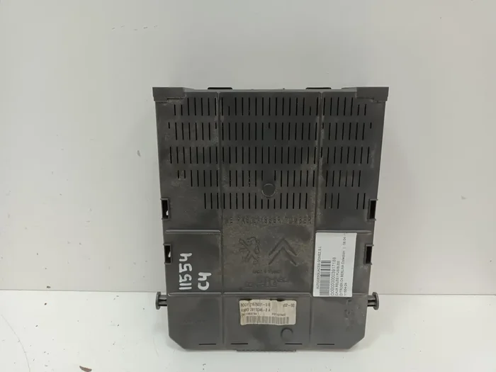 CAJA RELES FUSIBLES CITROEN C4 BERLINA Collection