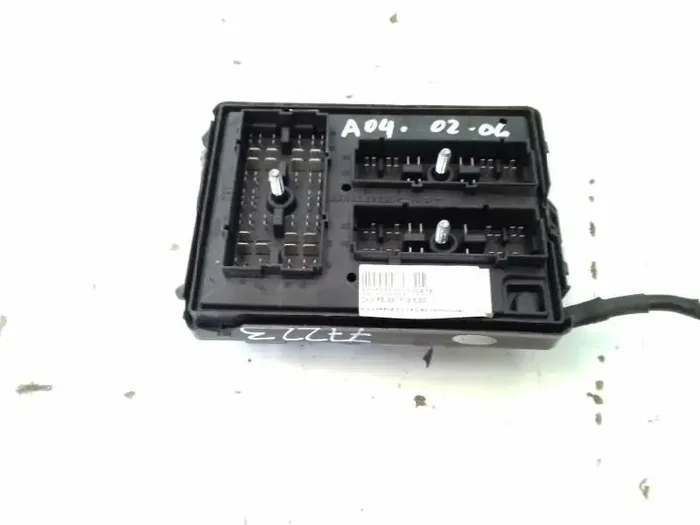 CAJA RELES FUSIBLES KIA CARENS (RS) 2.0 CRDi EX Monovolumen
