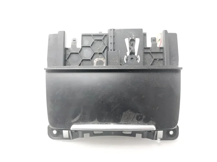 CENICERO AUDI A4 8K0857951-9388489