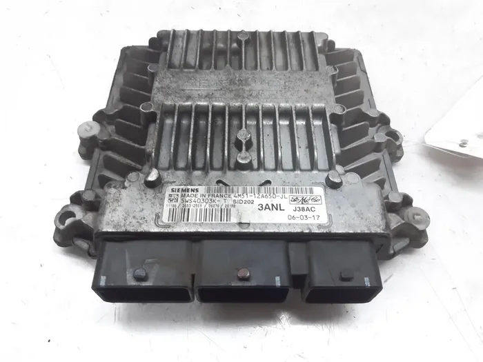 CENTRALITA MOTOR UCE FORD FOCUS 4M5112A650JL-6122950