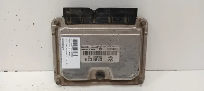 CENTRALITA MOTOR UCE SEAT LEON (1M1) Signo