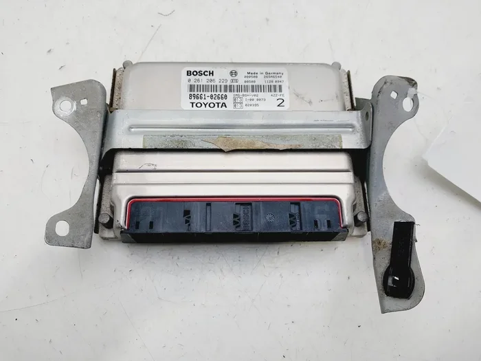 CENTRALITA MOTOR UCE TOYOTA COROLLA 8966102660-9425435