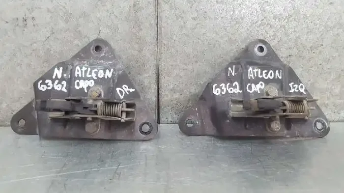 CERRADURA CAPO NISSAN