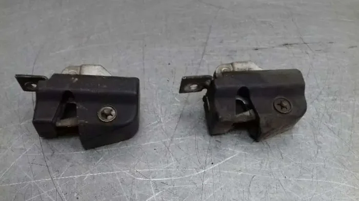 CERRADURA CAPO RENAULT TRAFIC I T 1100
