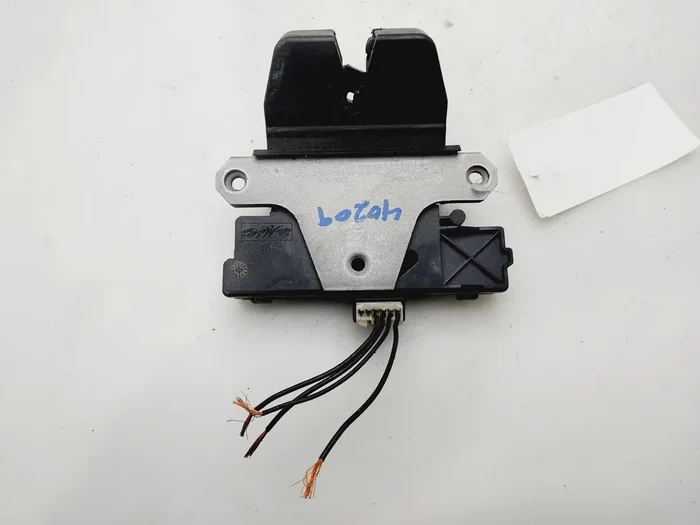 CERRADURA MALETERO PORTON FORD FOCUS 3M51R442A66AP-9442435