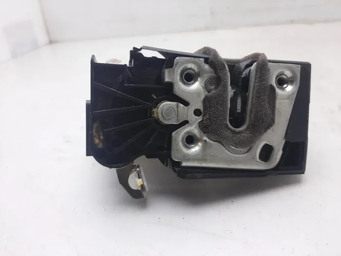 CERRADURA PUERTA DELANTERA DERECHA DACIA SIN DEFINIR 805028269RB-8627000