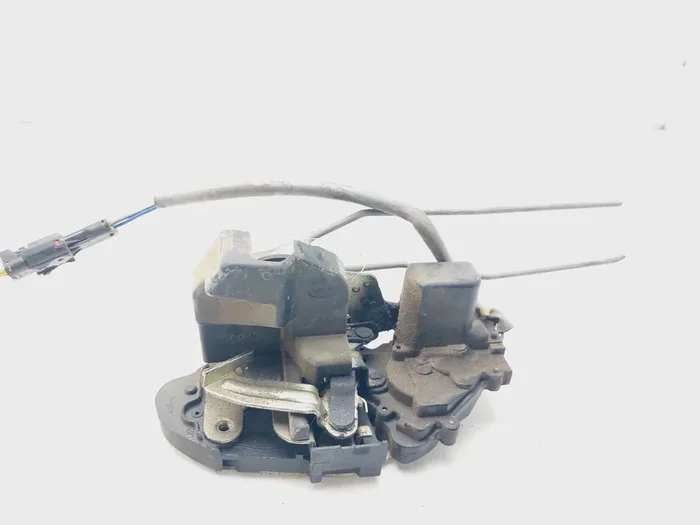 CERRADURA PUERTA TRASERA DERECHA KIA SHUMA 0K2N172310-8896955