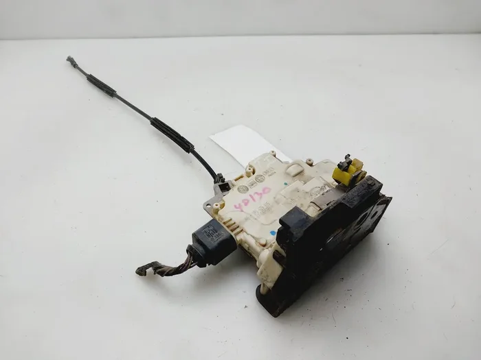 CERRADURA PUERTA TRASERA IZQUIERDA SEAT LEON 1P0839015-9448972