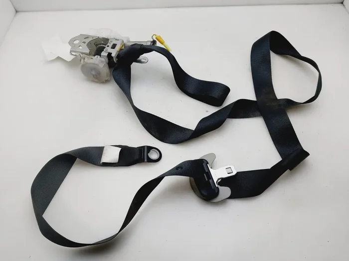 CINTURON SEGURIDAD DELANTERO DERECHO TOYOTA AURIS 7321002460C2-9452689