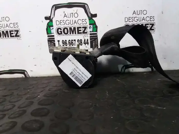 CINTURON SEGURIDAD TRASERO DERECHO VOLKSWAGEN POLO III (6N1) Básico