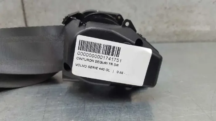 CINTURON SEGURIDAD TRASERO DERECHO VOLVO SERIE 440 GL