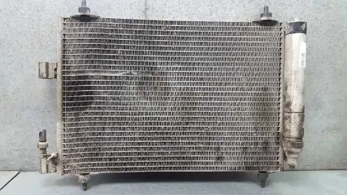 CONDENSADOR RADIADOR AIRE ACONDICIONADO CITROEN C5 BREAK 2.2 HDi Exclusive Automático