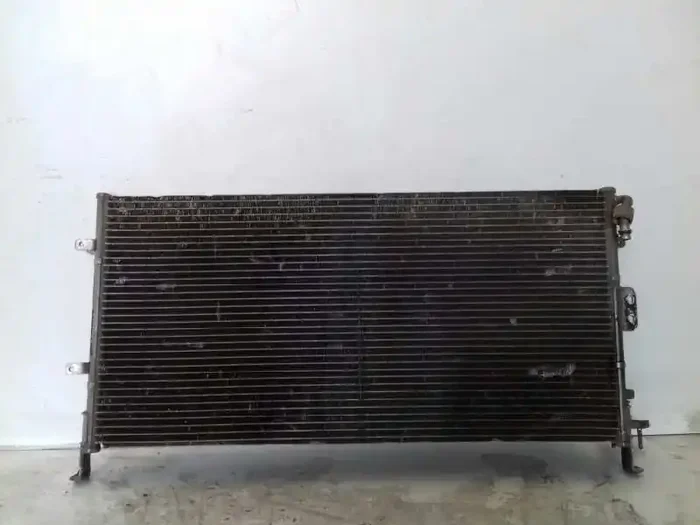 CONDENSADOR RADIADOR AIRE ACONDICIONADO HYUNDAI SONATA (EF) 2.0i 16V GLS