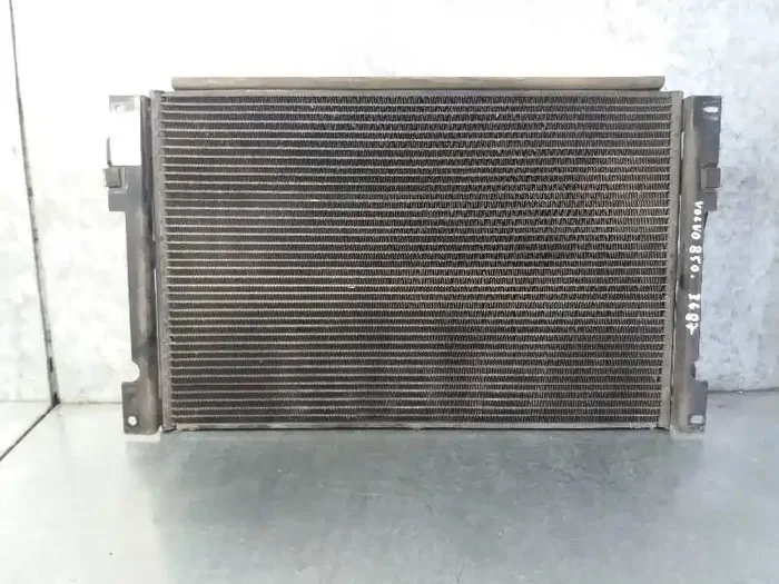 CONDENSADOR RADIADOR AIRE ACONDICIONADO VOLVO SERIE 850 2.5 10V Berlina