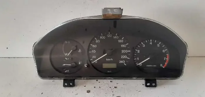 CUADRO INSTRUMENTOS MAZDA 626 BERLINA (GF)