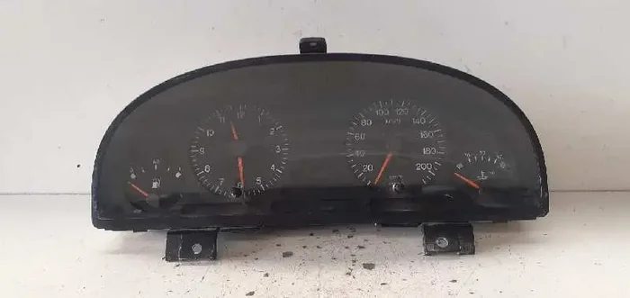 CUADRO INSTRUMENTOS PEUGEOT 405 BERLINA