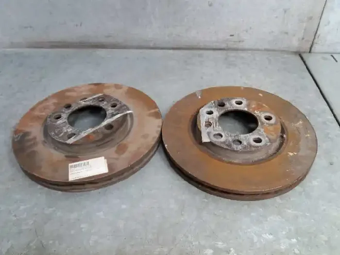 DISCO FRENO DELANTERO OPEL CORSA D