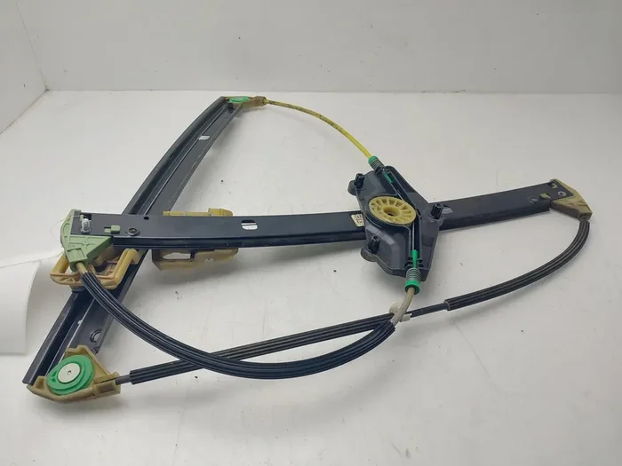 ELEVALUNAS DELANTERO DERECHO AUDI A4 8K0837462-9392786