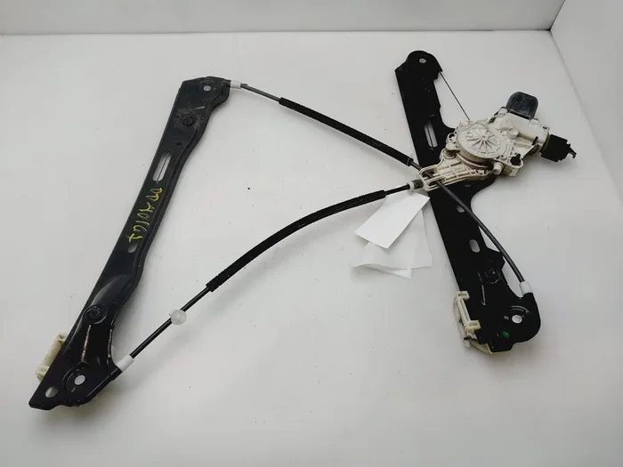 ELEVALUNAS DELANTERO DERECHO BMW SERIE 1 51337138466-9423874