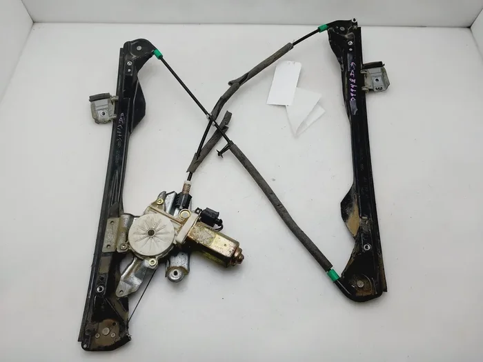 ELEVALUNAS DELANTERO DERECHO FORD FOCUS XS4123200-9425347