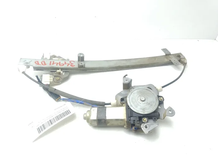 ELEVALUNAS DELANTERO DERECHO NISSAN PICKUP 807302S410-8810635