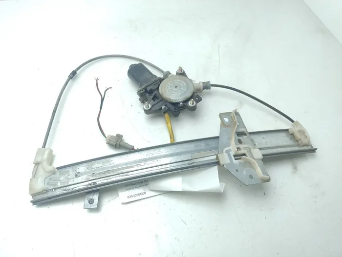 ELEVALUNAS TRASERO DERECHO SUZUKI BALENO 8353060G00-8306379