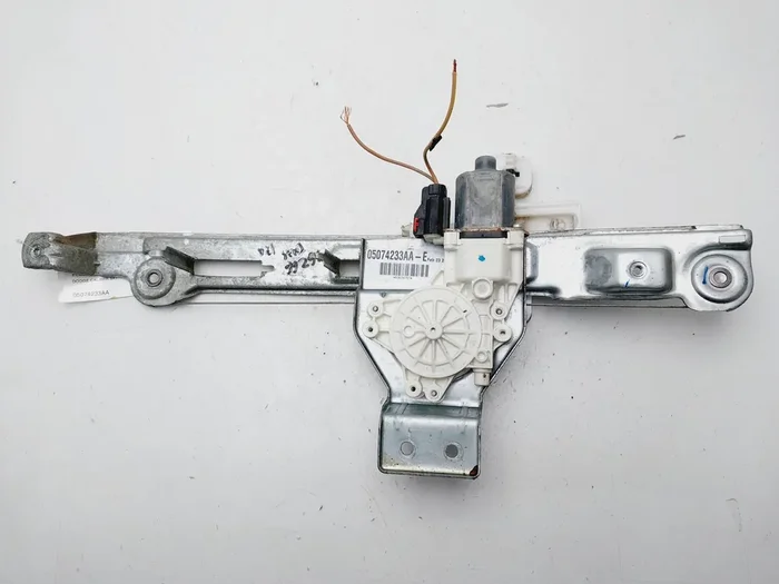 ELEVALUNAS TRASERO IZQUIERDO DODGE CALIBER 05074233AA-9046532