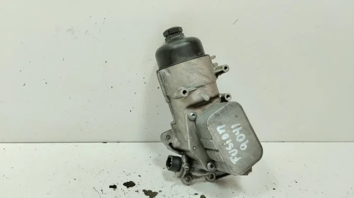 ENFRIADOR ACEITE MOTOR FORD FUSION (CBK) Ambiente