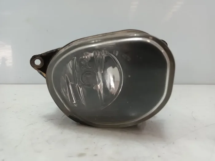 FARO ANTINIEBLA DERECHO AUDI A6 AVANT (4B5) 2.5 TDI Quattro