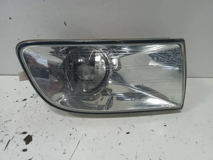 FARO ANTINIEBLA DERECHO SKODA OCTAVIA BERLINA (1Z3) Elegance