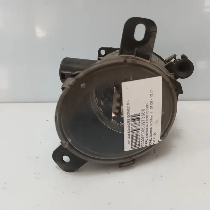 FARO ANTINIEBLA IZQUIERDO OPEL CORSA D CMon