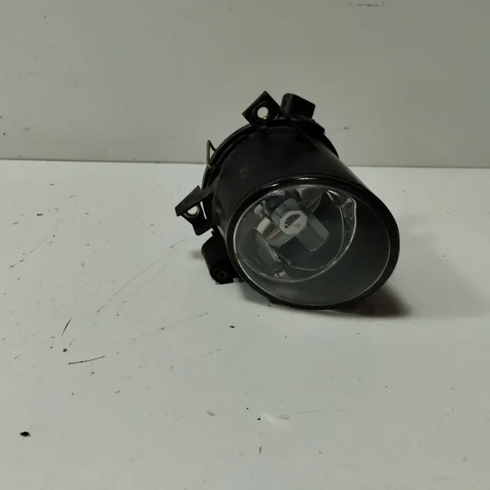 FARO ANTINIEBLA IZQUIERDO VOLKSWAGEN POLO IV (9N1) Highline