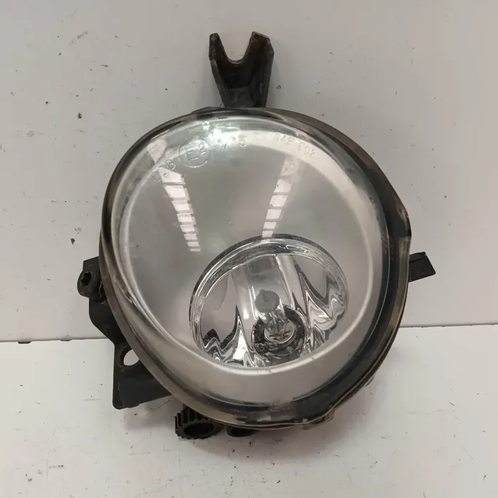FARO ANTINIEBLA IZQUIERDO VOLKSWAGEN TOUAREG (7LA) TDI V10
