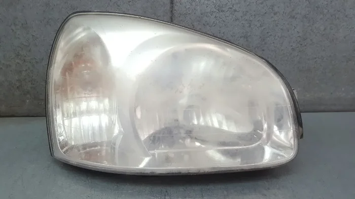 FARO DERECHO HYUNDAI SANTA FE (SM) 2.0 GLS CRDI