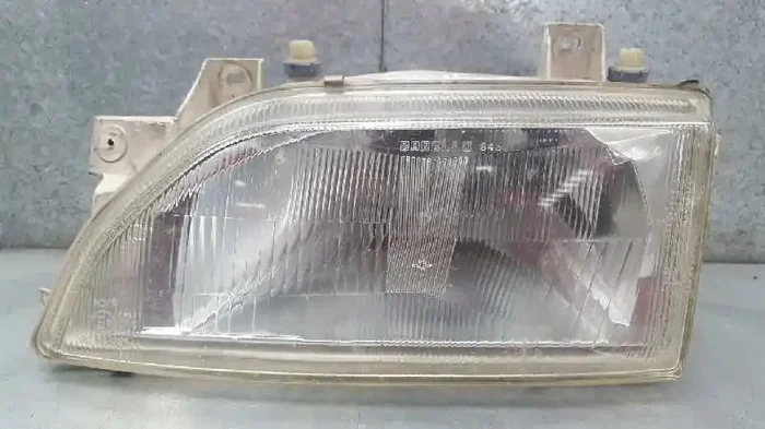 FARO IZQUIERDO FORD ESCORT CABRIO XR3i