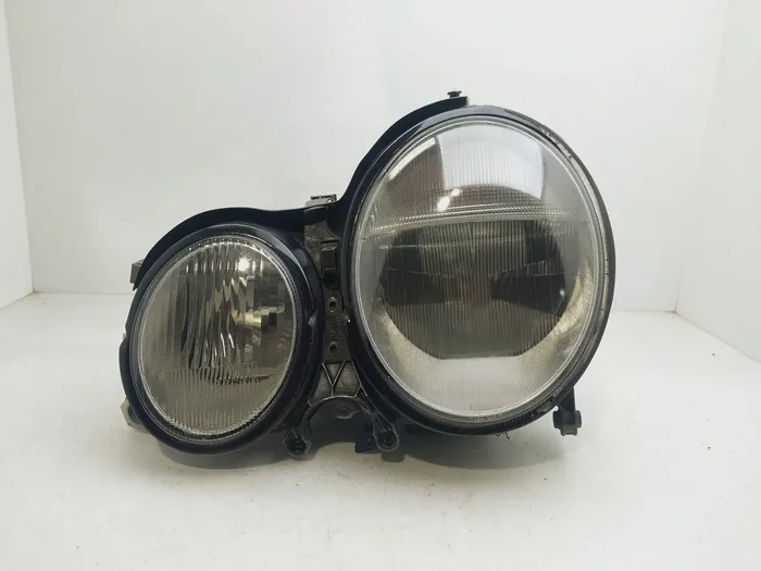 FARO IZQUIERDO MERCEDES-BENZ CLASE 2108203361-9140004