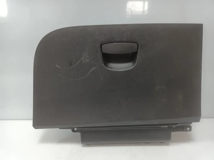 GUANTERA SEAT IBIZA (6P1) Reference