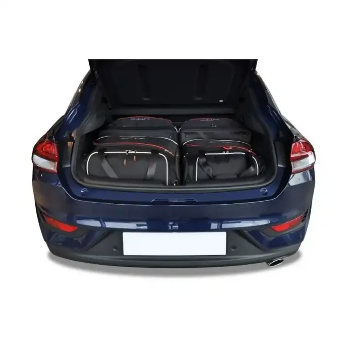Kit de maletas a medida para Hyundai i30 Fastback (2018 – actualidad)