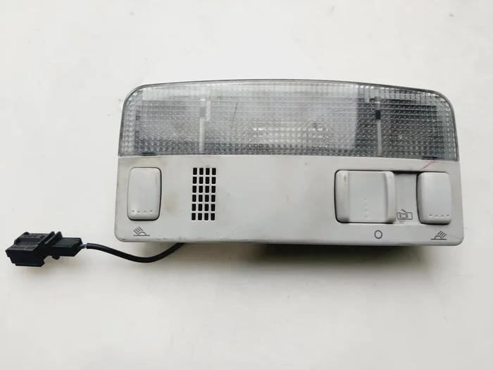 LUZ INTERIOR SKODA OCTAVIA 3B0947105C-9202657